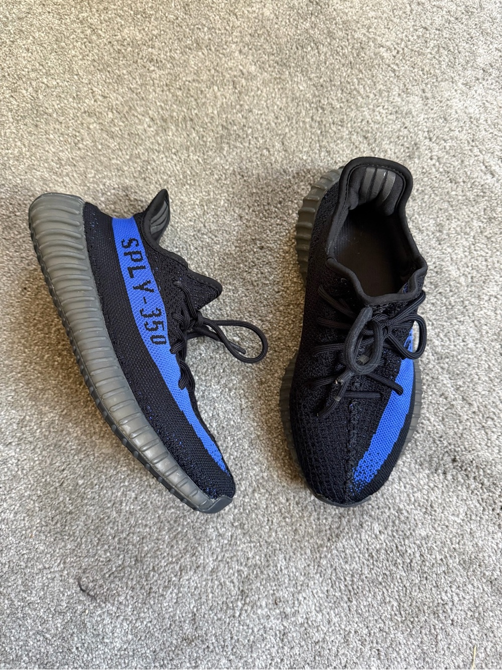 adidas Yeezy Boost 350 V2 Dazzling Blue Size 7